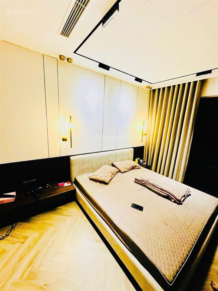 Nhà đẹp đội cấn. ngõ kinh doanh, thông tứ tung, 3 gác tránh, sân riêng, thoáng sáng, đủ đồ, 39m2*5t