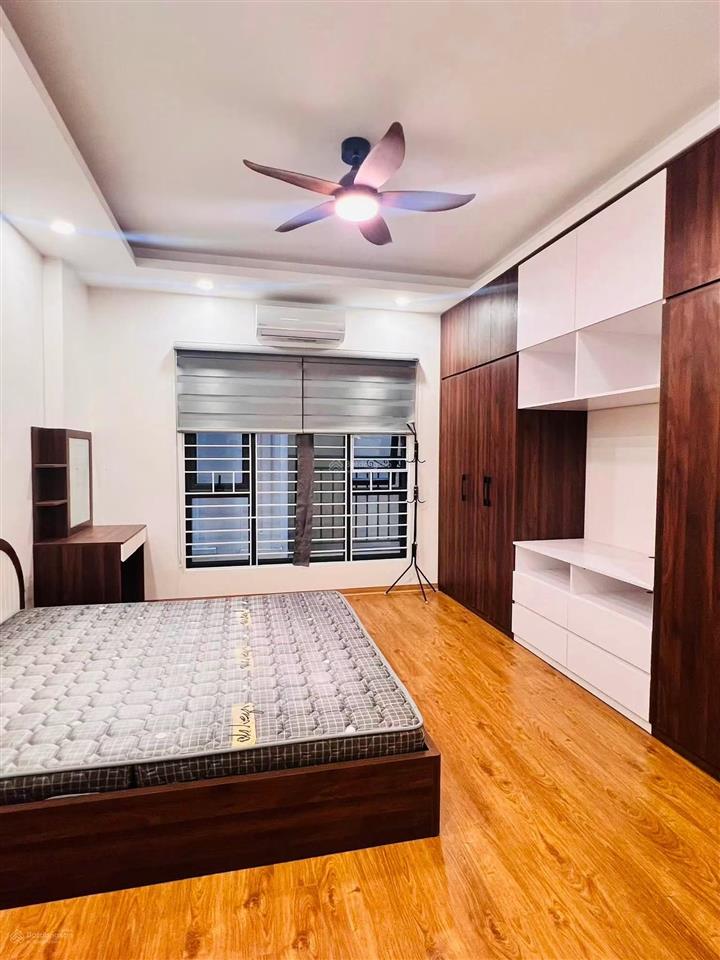 Bán nhà đội cấn, ngõ thông, 20m ra phố, ô tô đỗ sát nhà, xây mới 30m*5 tầng full nt khách về ở ngay