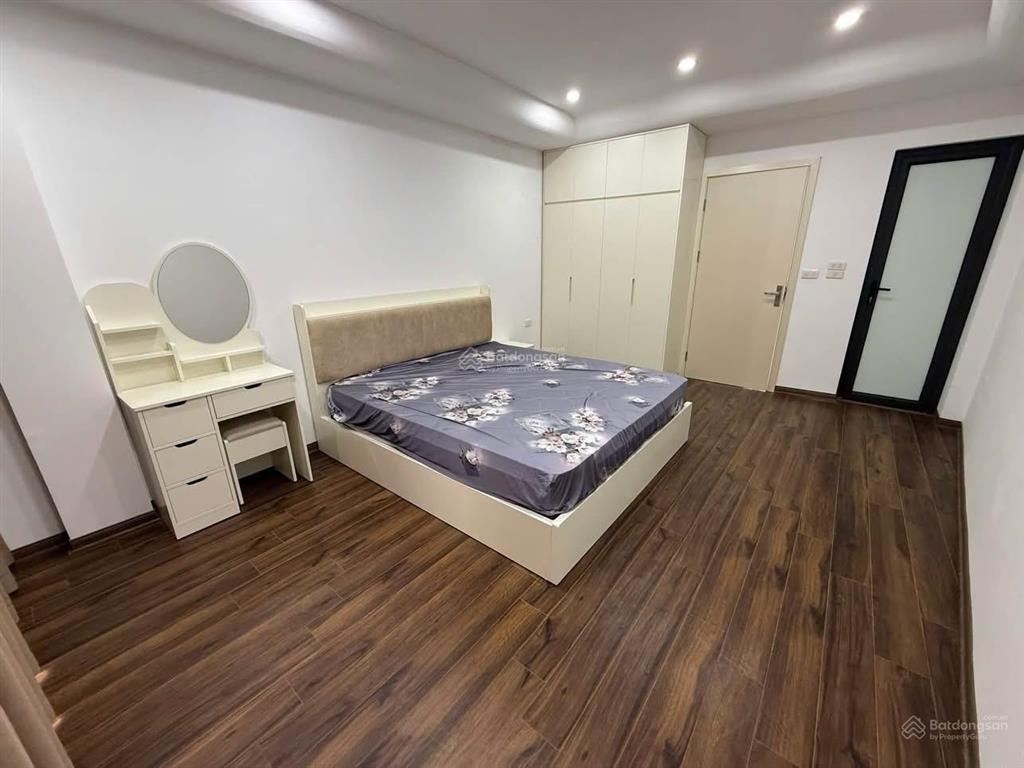 Bán nhà ngọc hà, hht, xây mới, 40m, 6 tầng thang máy, căn góc cực thoáng, 20m ra phố, full nt xịn
