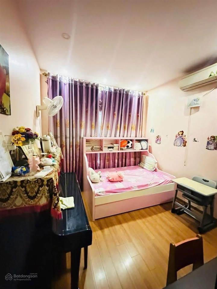 Cực hiếm! nhà phố hàng than, 3 thoáng, 20m ra phố, dân xây 57m*4t, chủ tặng full nt xịn, ở ngay