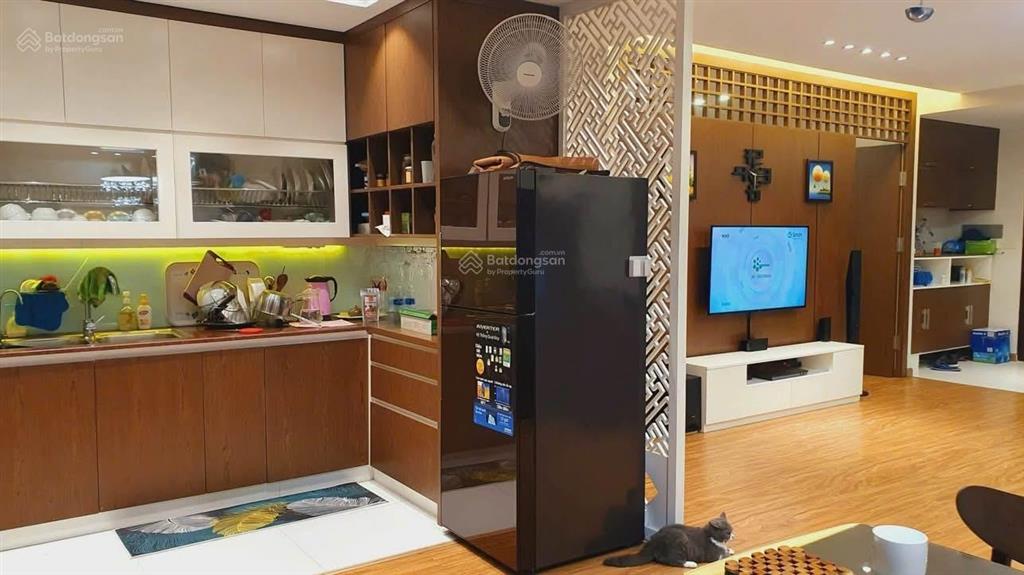 Bán căn hộ no1c goldenland 275 nguyễn trãi, tầng cao view thoáng, 104.1m, 2 ngủ 2wc full nt xịn sò
