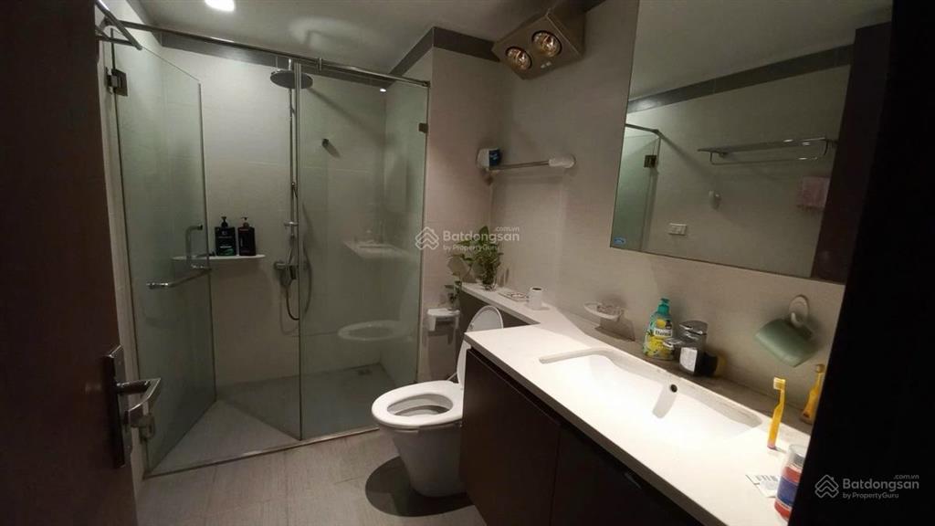 Bán căn hộ no1c goldenland 275 nguyễn trãi, tầng cao view thoáng, 104.1m, 2 ngủ 2wc full nt xịn sò