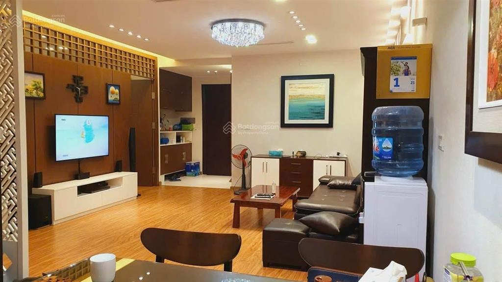 Bán căn hộ no1c goldenland 275 nguyễn trãi, tầng cao view thoáng, 104.1m, 2 ngủ 2wc full nt xịn sò