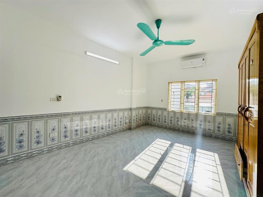 Siêu hiếm! nhà phố thuỵ khuê, nhà dân xây 32m2*5t, trước nhà thoáng, ngõ thông, sổ nở hậu đẹp