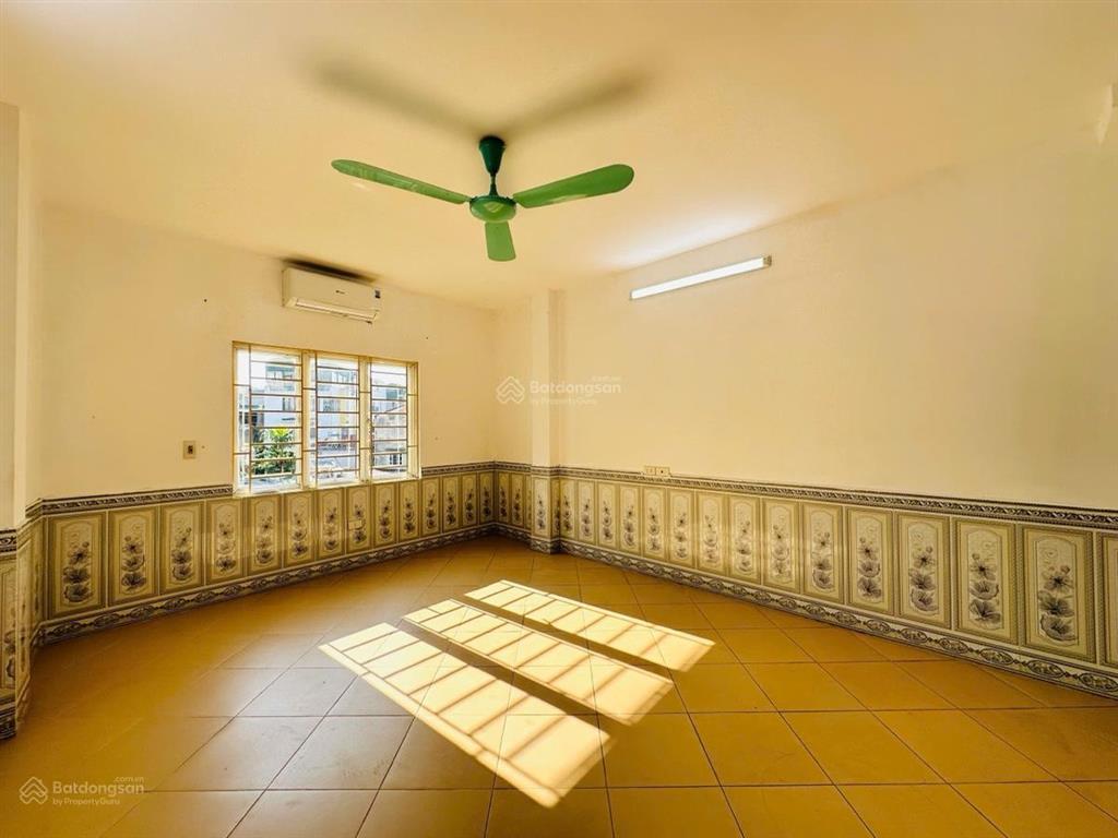 Siêu hiếm! nhà phố thuỵ khuê, nhà dân xây 32m2*5t, trước nhà thoáng, ngõ thông, sổ nở hậu đẹp