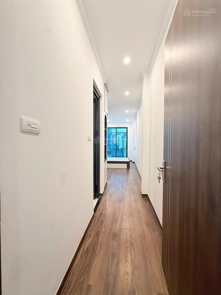 Bán nhà kim mã, xây mới thang máy, sát đường vạn phúc mới mở, ngõ thông, 36m*6tầng full nt ở ngay