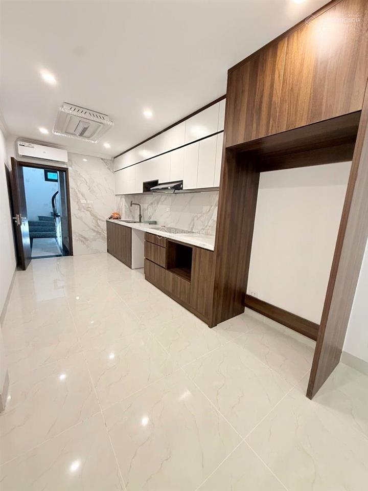 Bán nhà kim mã, xây mới thang máy, sát đường vạn phúc mới mở, ngõ thông, 36m*6tầng full nt ở ngay
