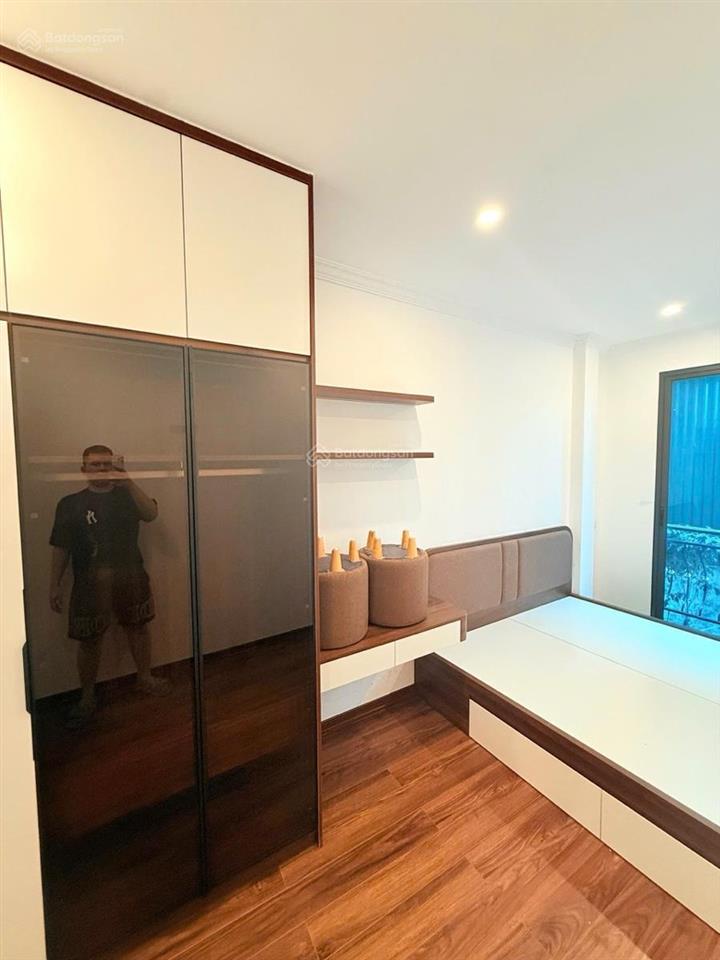 Bán nhà kim mã, xây mới thang máy, sát đường vạn phúc mới mở, ngõ thông, 36m*6tầng full nt ở ngay