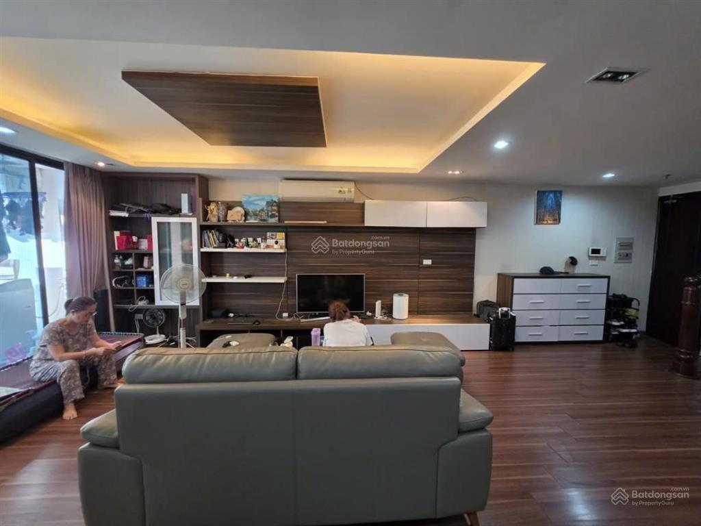Bán căn hộ duplex chung cư golden land nguyễn trãi, 125m2, 2 ngủ 2wc, full nội thất xịn, ở ngay