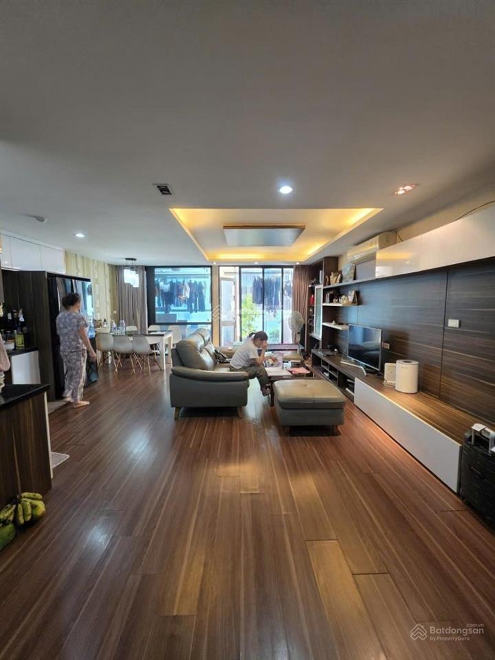 Bán căn hộ duplex chung cư golden land nguyễn trãi, 125m2, 2 ngủ 2wc, full nội thất xịn, ở ngay