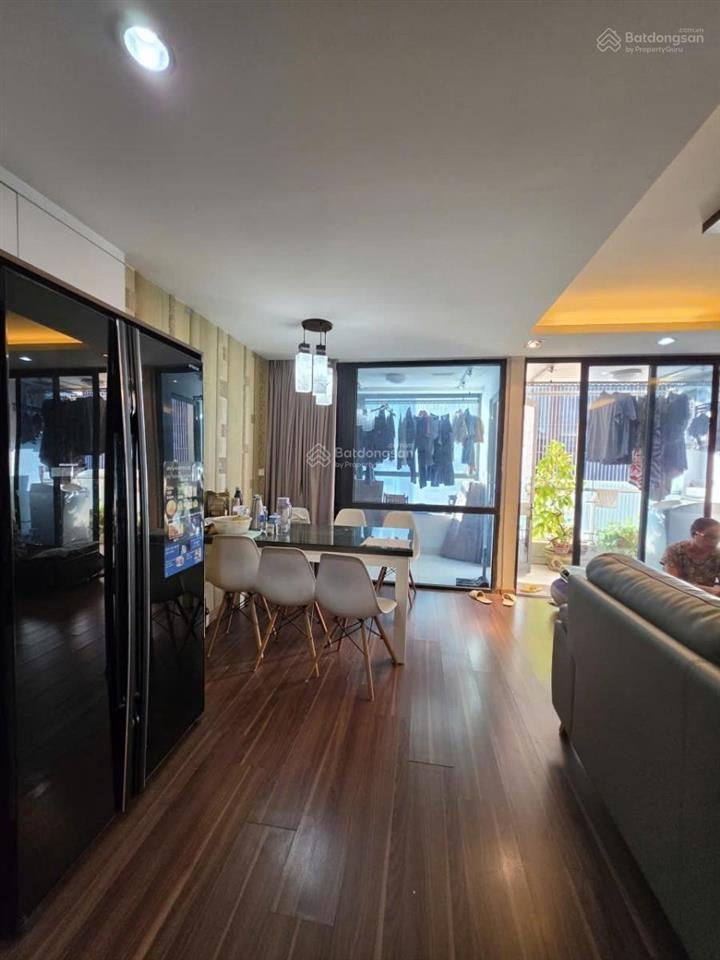 Bán căn hộ duplex chung cư golden land nguyễn trãi, 125m2, 2 ngủ 2wc, full nội thất xịn, ở ngay