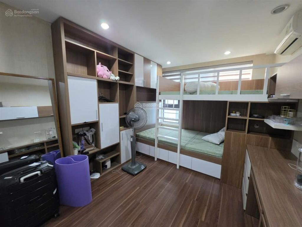 Bán căn hộ duplex chung cư golden land nguyễn trãi, 125m2, 2 ngủ 2wc, full nội thất xịn, ở ngay