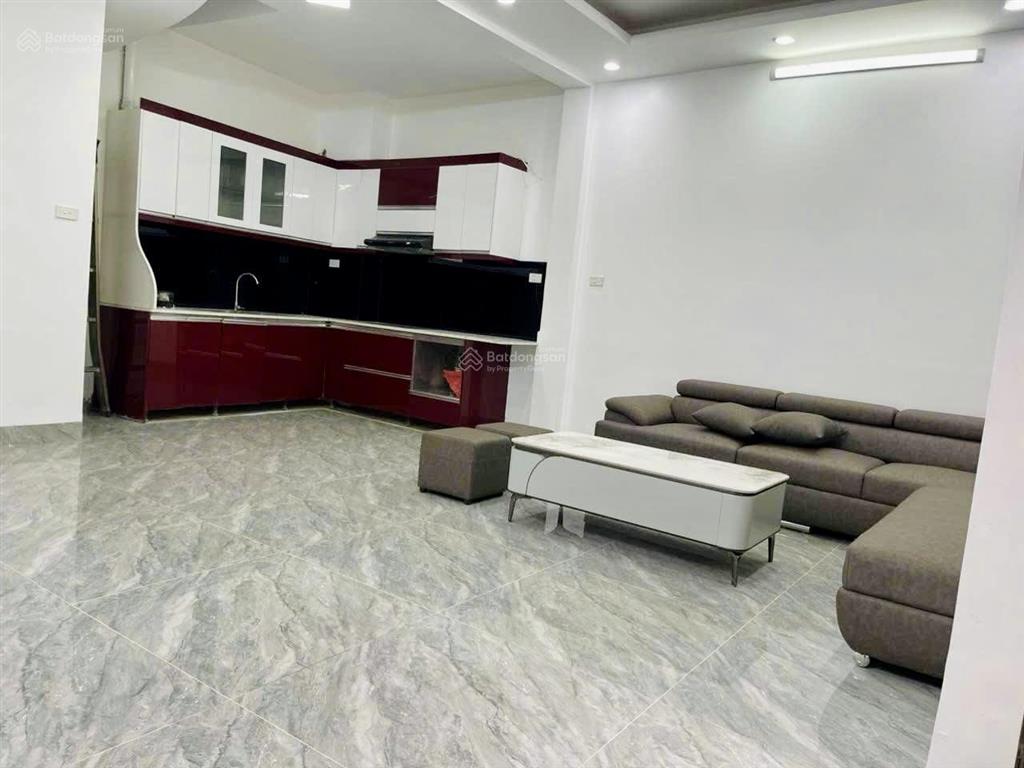 Cực hot! nhà phố đào tấn, căn góc, ngõ rộng thông, gần phố, dân xây 40m2*5t full nội thất, ở ngay