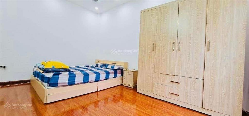 Hiếm!! nhà phố đào tấn, ngõ thông ba gác, gần phố ô tô tránh, dân xây 35m*5t tặng nt về ở ngay