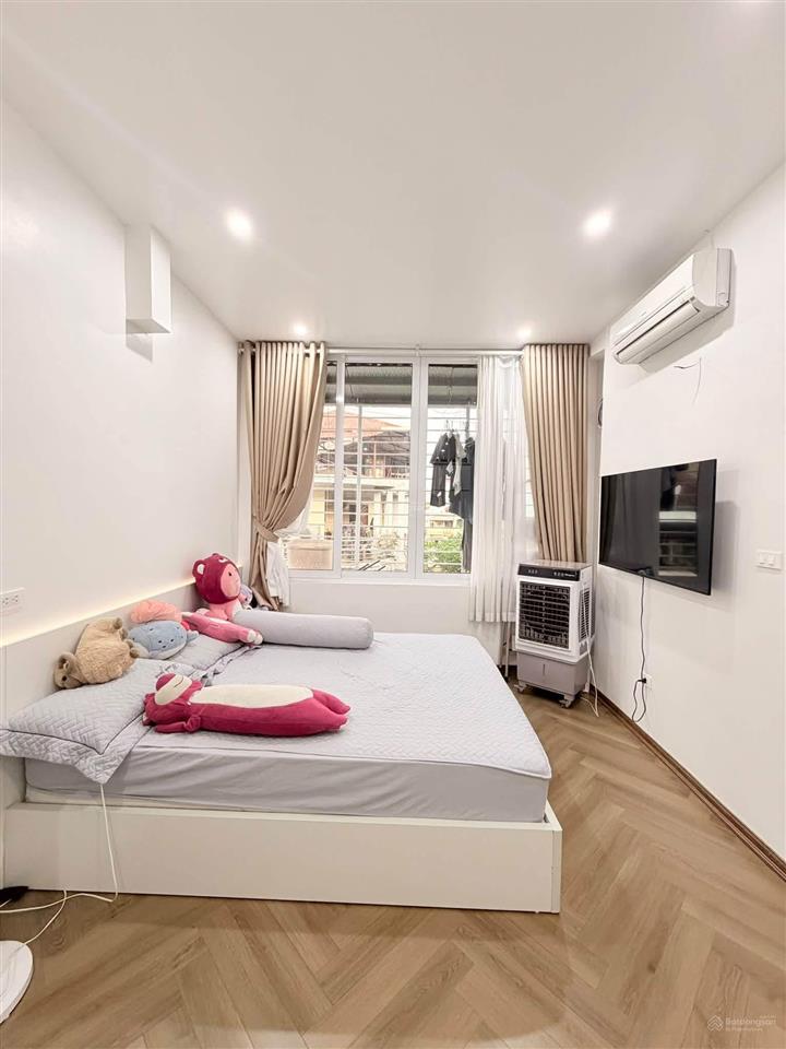 Bán căn hộ tập thể khu 72ha vĩnh phúc, ba đình, căn góc 66/120m, 3 ngủ 2wc full nội thất xịn