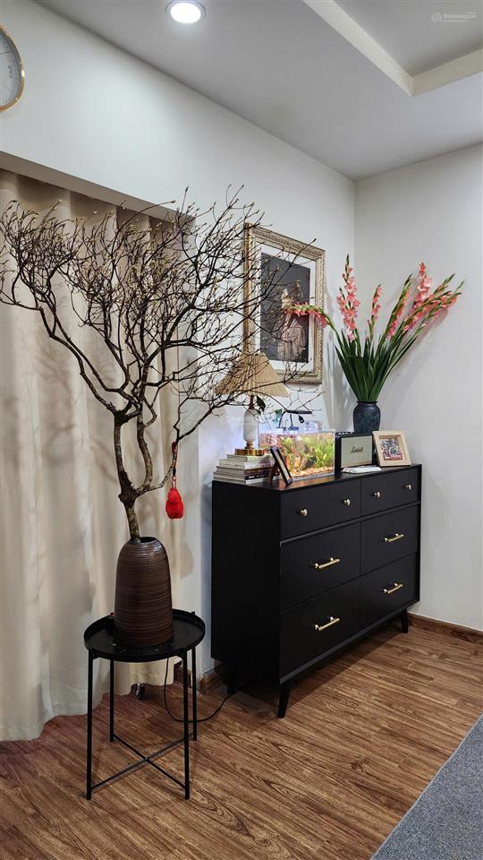 Chính chủ cho thuê căn hộ tầng trung t09  82m2  nội thất đẹp  chính chủ thiện chí bán nhanh