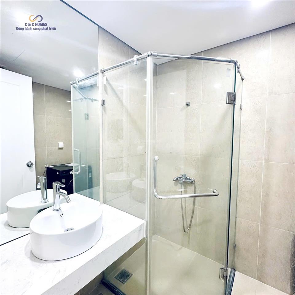 Chính chủ cần bán gấp căn hộ 1pn tại t08  times city  chỉ 5,6 tỷ   em duy 0926 403 ***