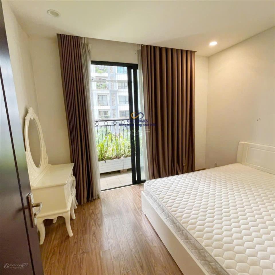 Chính chủ cần bán gấp căn hộ 1pn tại t08  times city  chỉ 5,6 tỷ   em duy 0926 403 ***