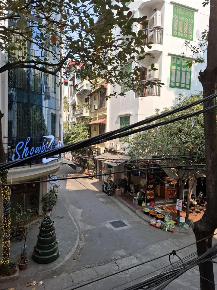 Cho thuê ccmn 1n1k tại trần duy hưngđỗ quang, trung hòa, 35m2 đủ đồ, đường ô tô tránh. giá 5tr