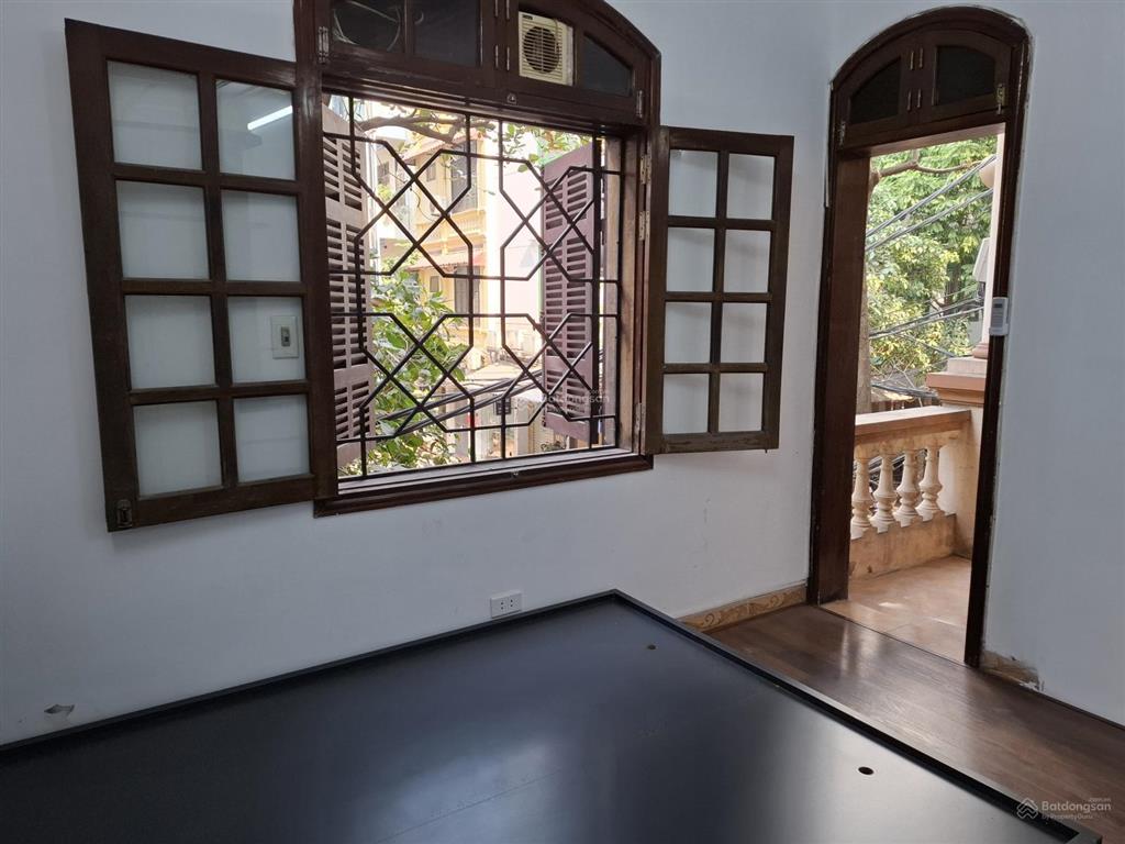 Cho thuê ccmn 1n1k tại trần duy hưngđỗ quang, trung hòa, 35m2 đủ đồ, đường ô tô tránh. giá 5tr