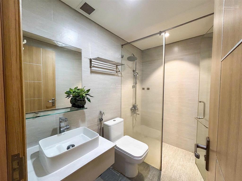 Cần bán gấp căn 2pn f.home tầng 9, ngay tòa nhà hành chính đà nẵng  sổ hồng lâu dài, có sẵn