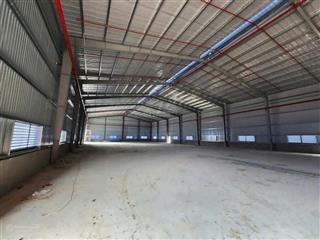 Cho thuê kho xưởng dt 5.590m², gần kcn vsip 2 và sóng thần 3 , bình dương, tp hcm