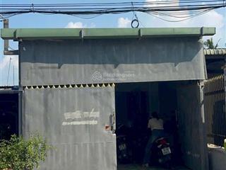 Chính chủ gửi bán nhà cấp 4, gần chợ việt kiều, 98m2, 650tr, bớt lộc