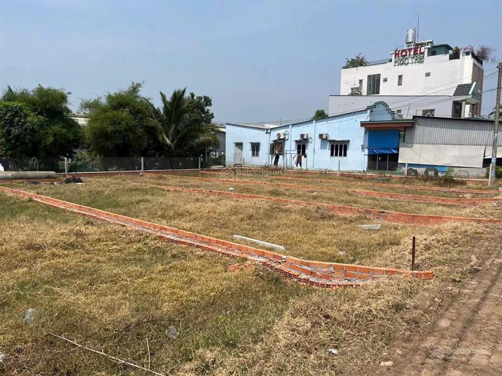 Cần bán lô đất 80m2 1 sẹc dương công khi, hóc môn
