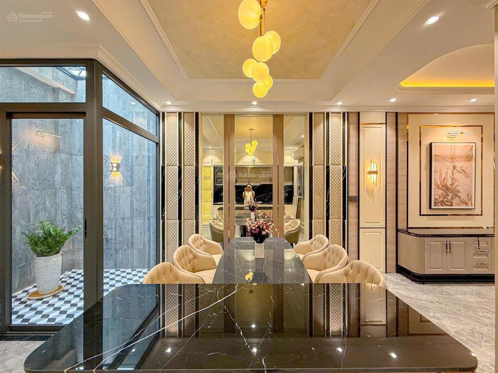 Chính chủ bán gấp lô đất nền mt đường lớn 20m, tái định cư phú mỹ q7 5x18m, giá 8 tỷ tl 0909 127 ***