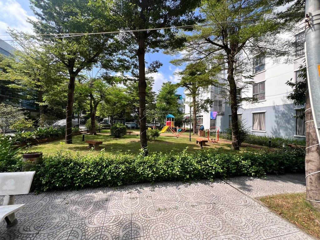 Chính chủ ngộp cần bán nhà phố kdc jamona city q7 5x17m, giá 13,9 tỷ full nội thất.  0909 127 ***