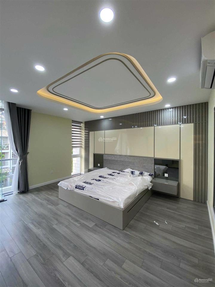 Chính chủ bán nhanh giá 19 tỷ nhà 5x20m, hầm 5 tầng, có thang máy, kdc kim sơn kế lotte mark, q.7