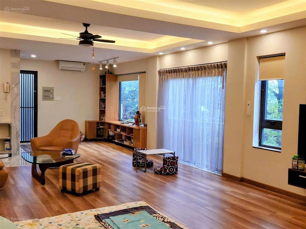 Chính chủ bán nhanh giá 19 tỷ nhà 5x20m, hầm 5 tầng, có thang máy, kdc kim sơn kế lotte mark, q.7