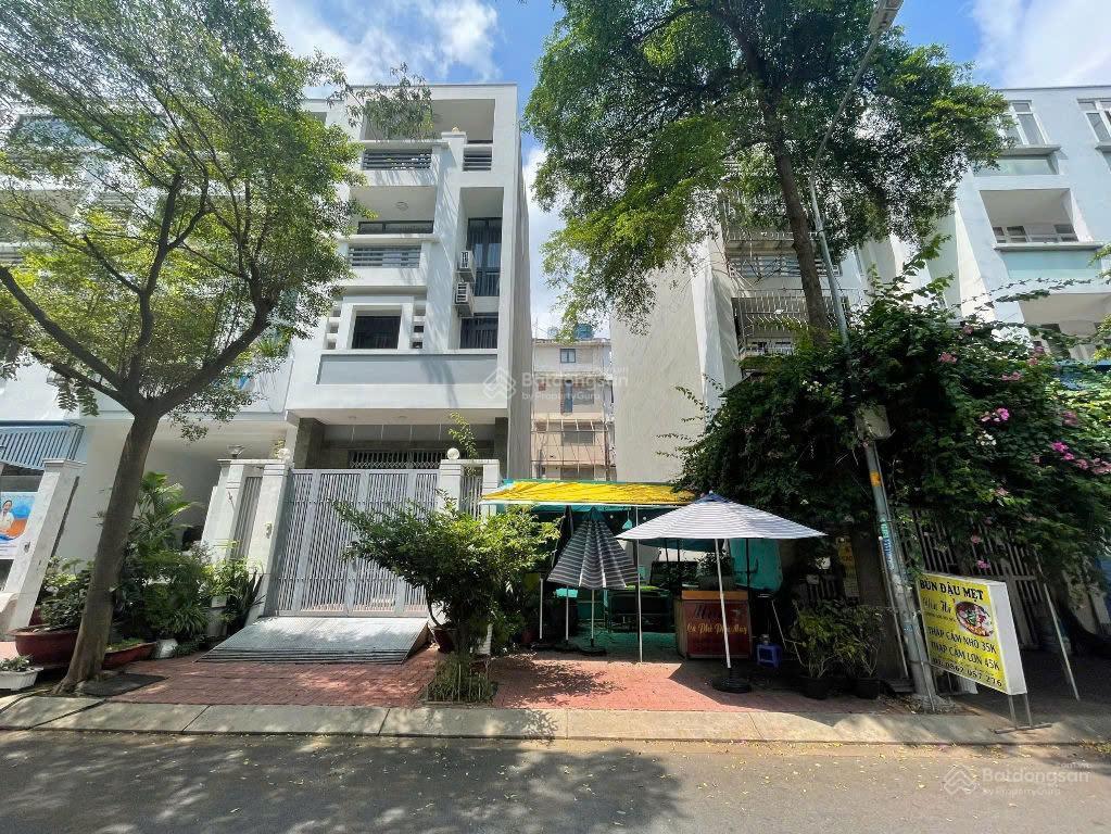Chính chủ bán gấp 15 tỷ đất nhà phố 5x20m, kdc kim sơn kế lotte mark, q.7, kcxd hầm trệt 3 lầu st