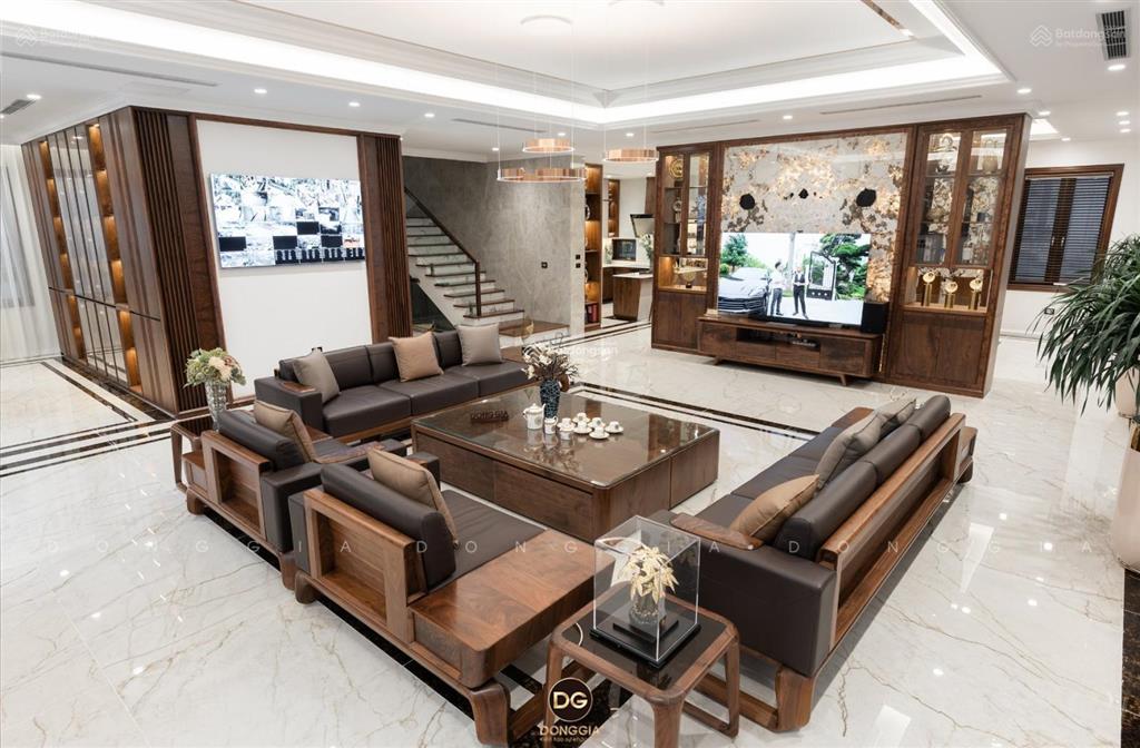 Chính chủ ngộp bán giá tốt kdc tấn trường q7, bt 8x18,5m 10x20 giá 20 tỷ,  0909 127 ***