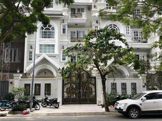 Chính chủ ngộp bán giá tốt nhất kdc tấn trường q7, bt 8x18,5m 10x20 giá 22 tỷ,  0909 127 ***