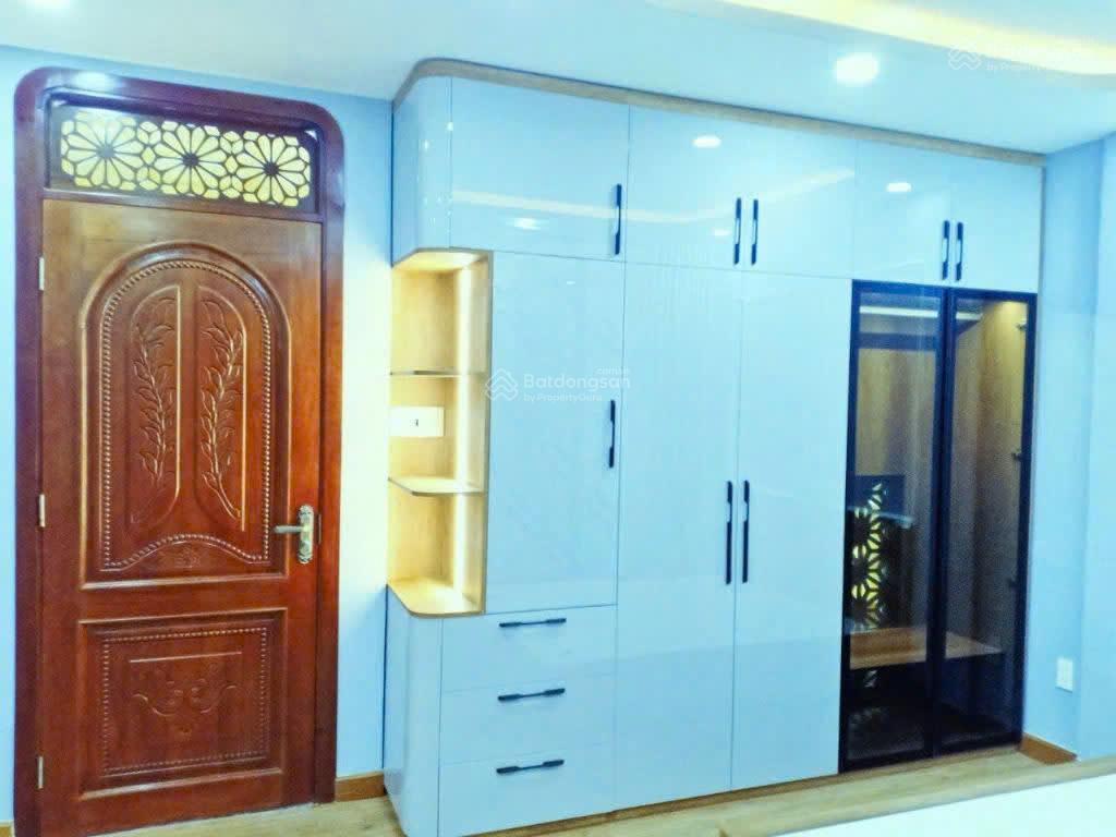 Chính chủ bán nhanh nhà phố đối diện công viên kdc nam long phú thuận q7, giá 15 tỷ, dt 6x16m, shr