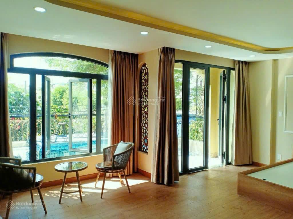 Chính chủ bán nhanh nhà phố đối diện công viên kdc nam long phú thuận q7, giá 15 tỷ, dt 6x16m, shr