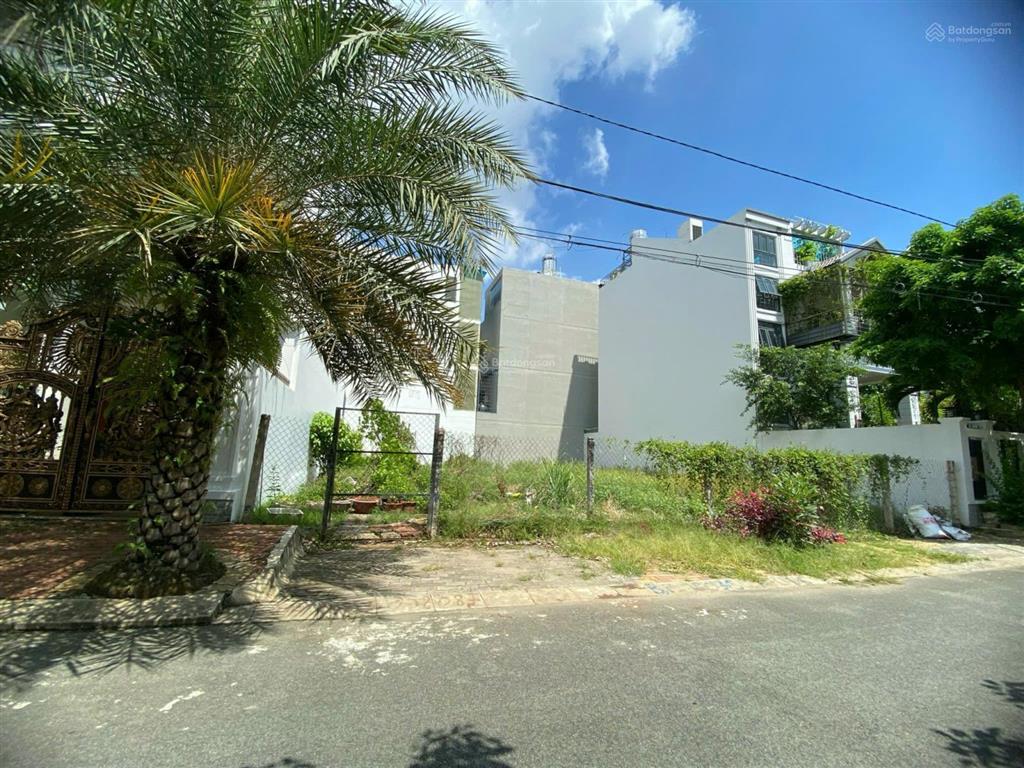 Chính chủ bán nhanh đất biệt thự kdc nam long phú thuận 8x20m, giá 19 tỷ.  0909 127 ***