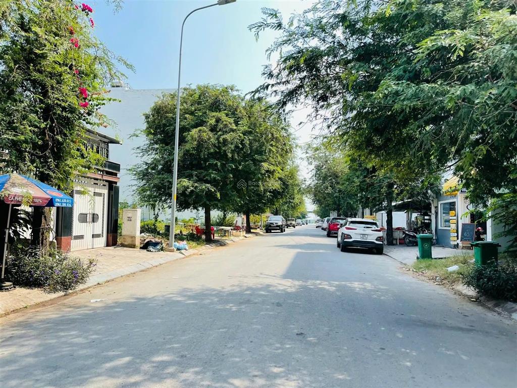 Cần bán nhanh đất 7x20m mặt tiền đường lê thị chợ  lacasa q7, tiện kinh doanh, giá tốt đt 17 tỷ