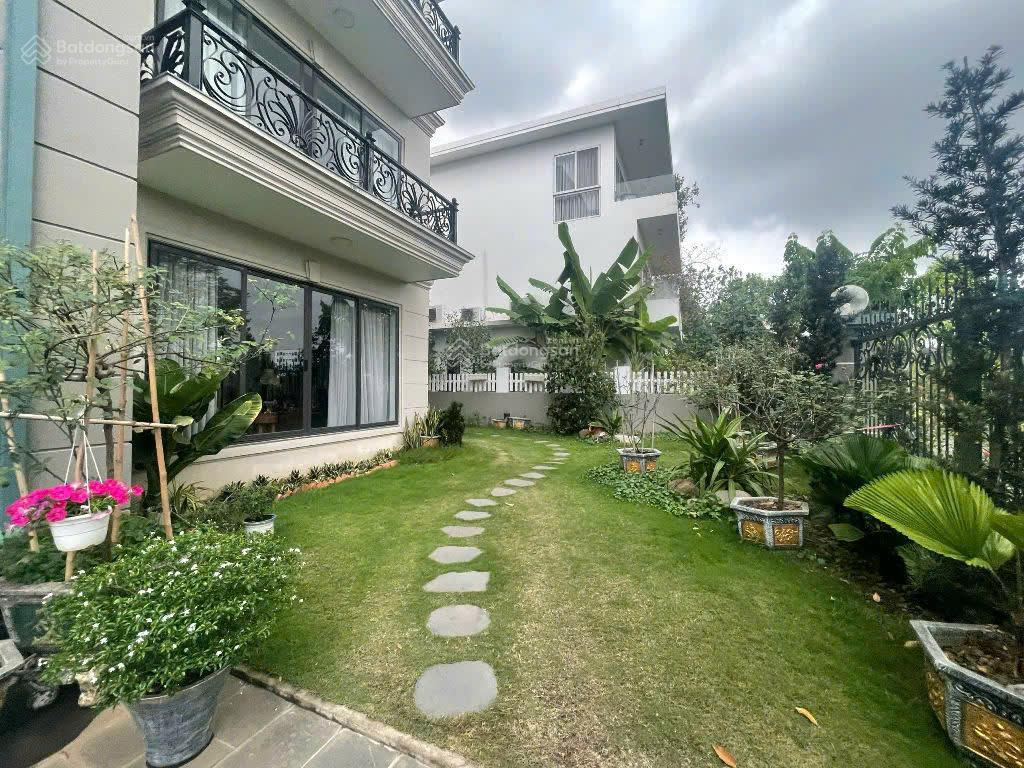 Chính chủ ngộp bank bán nhanh giá tốt 31,8 tỷ biệt thự nam phú villas  nam long ttc quận 7, 12x24m