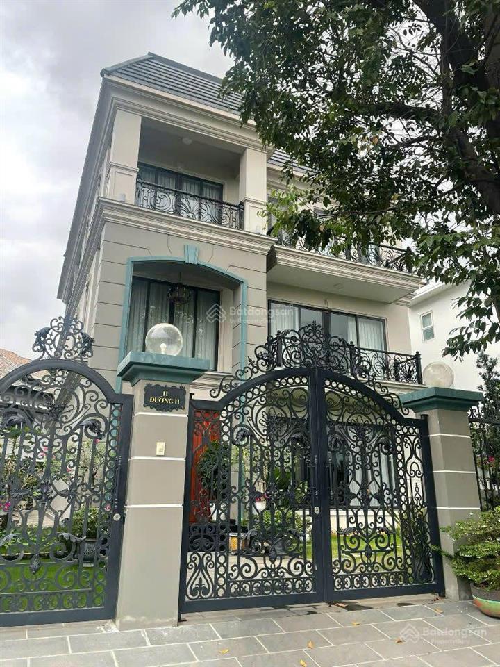 Chính chủ ngộp bank bán nhanh giá tốt 31,8 tỷ biệt thự nam phú villas  nam long ttc quận 7, 12x24m