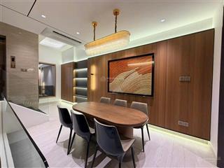 Chính chủ bán nhà đẹp hiện đại kdc nam long pt, liền kề pmh, có thang máy, giá 15 tỷ,  0909 127 ***