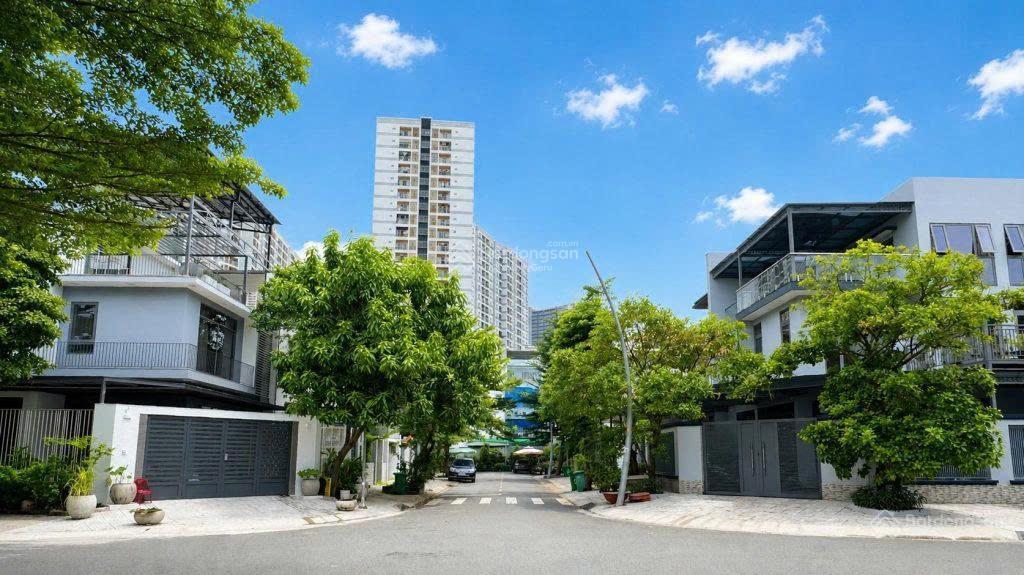 Hàng hiếm chính chủ bán kdc jamona city biệt thự 9x17m, nhà đẹp, sổ hồng 22,8 tỷ