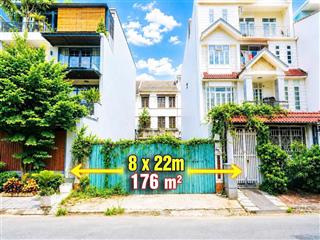 Chính chủ đi định cư bán gấp đất biệt thự giá 23 tỷ, dt 8 x 22m  kdc nam long trần trọng cung