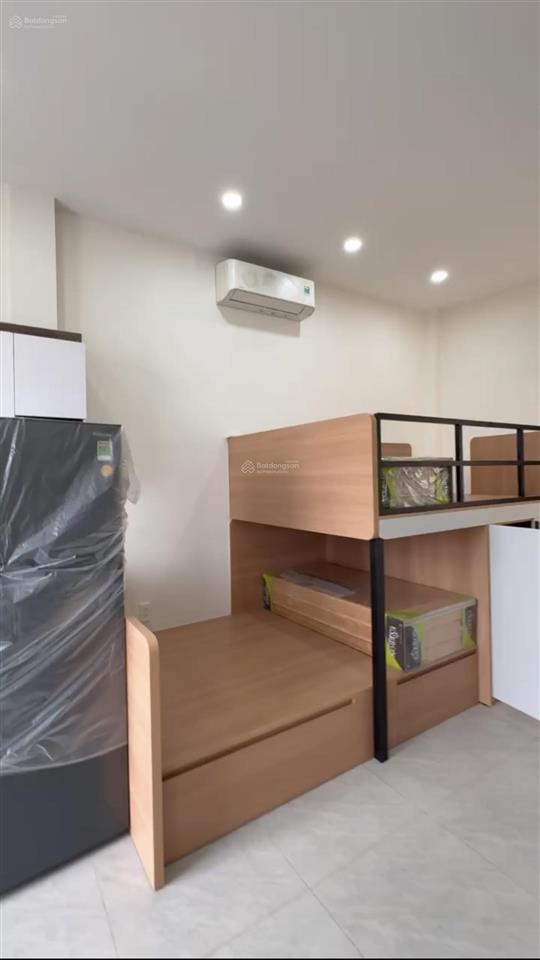Cho thuê chdv  gần chung cư eco green, quận 7