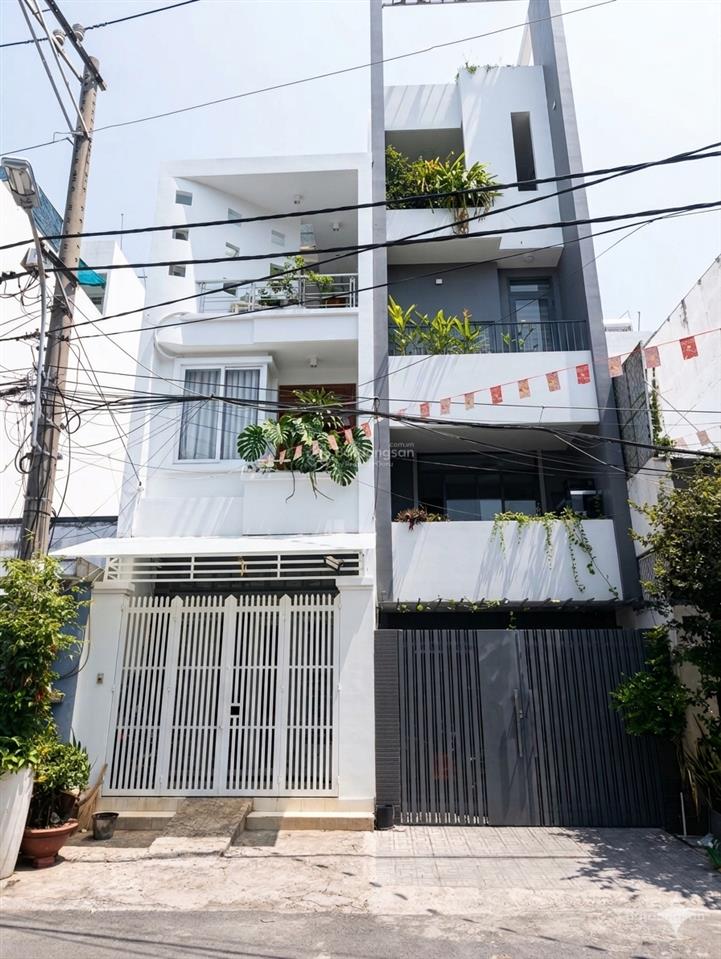 Nhà mt cách mạng  lũy bán bích giá tốt 9,6 tỷ ngang 4 x 15m, dtcn 61m2  4 tầng, dọn vào ở ngay