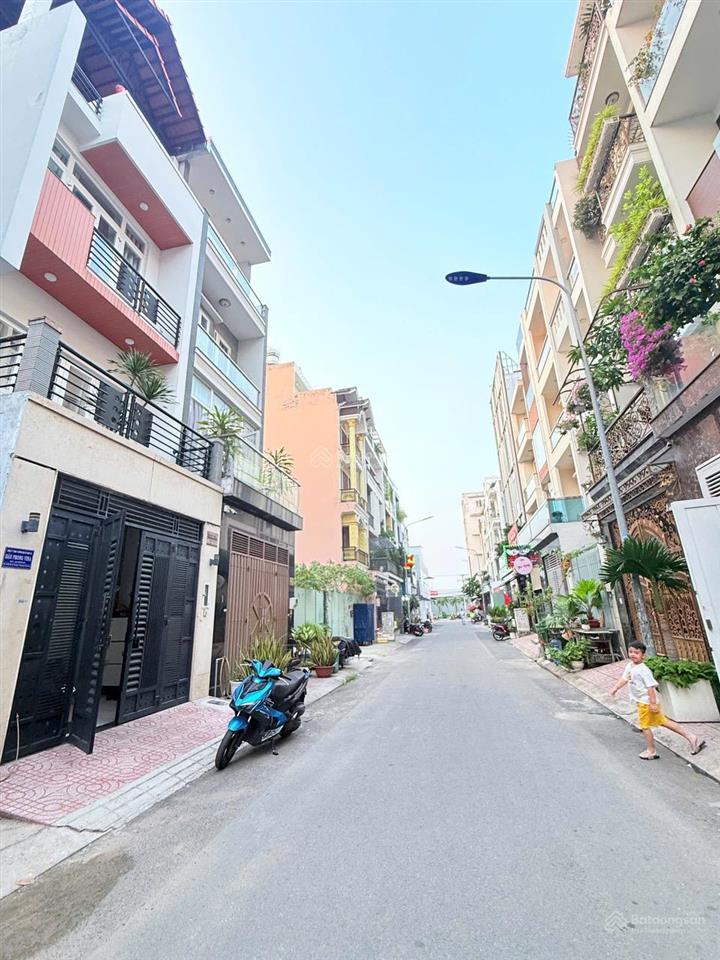 Nhà hiếm hxh đẹp nhất lũy bán bích, dân trí cao dtcn 62m2 nhà kết cấu cứng trệt, 2 lầu dt4x15,5m