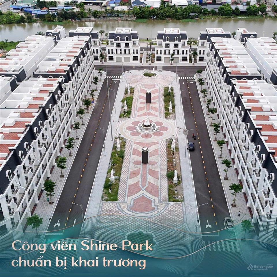 Hơn 8 tỷ, căn view công viên đẹp hh green river