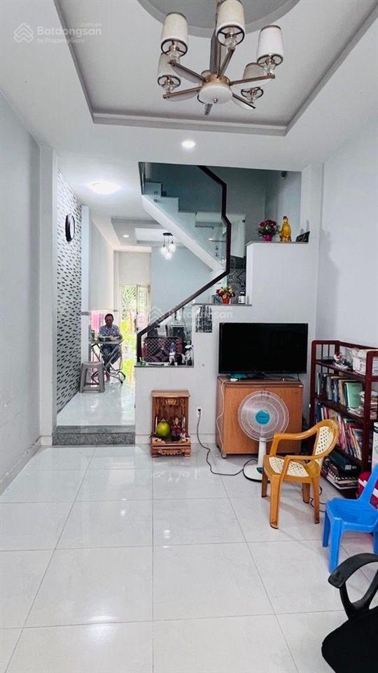 Nhà 2 tầng đúc giá chỉ 2,3 tỷ hoàng trọng mậu quận 7 gần trần xuân soạn, nguyễn thị thập