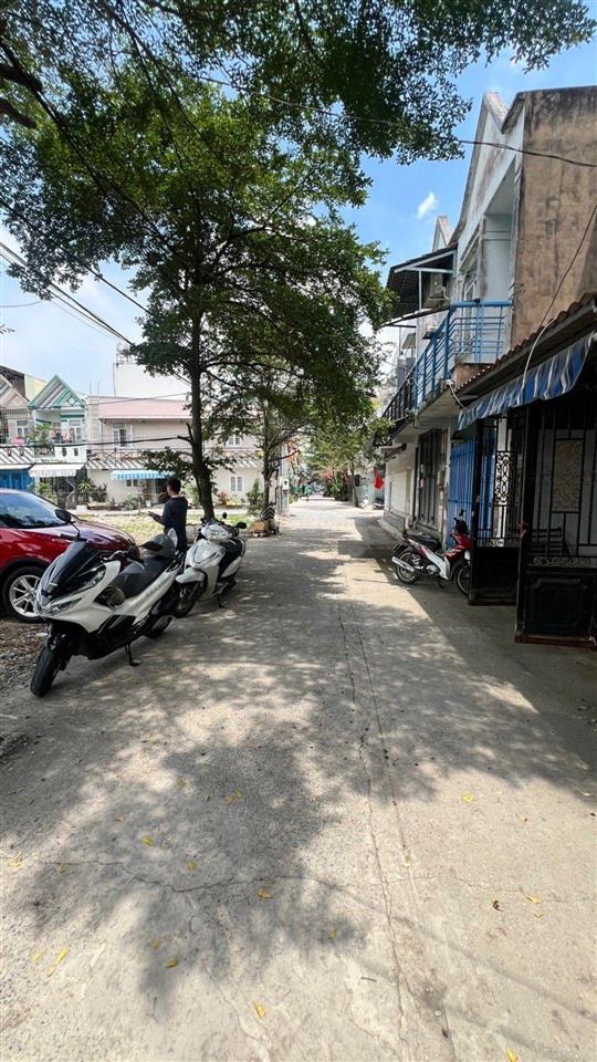 Đất đẹp hẻm xe hơi lê văn lương, quận 7 ngang 9m hiếm có sổ riêng chỉ 5,45 tỷ